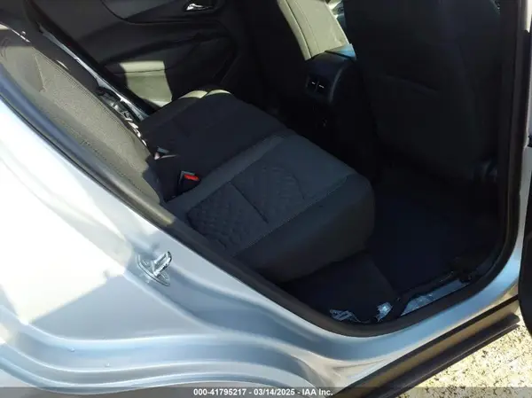 2GNAXTEV8M6140856 2021 CHEVROLET EQUINOX - Image 8