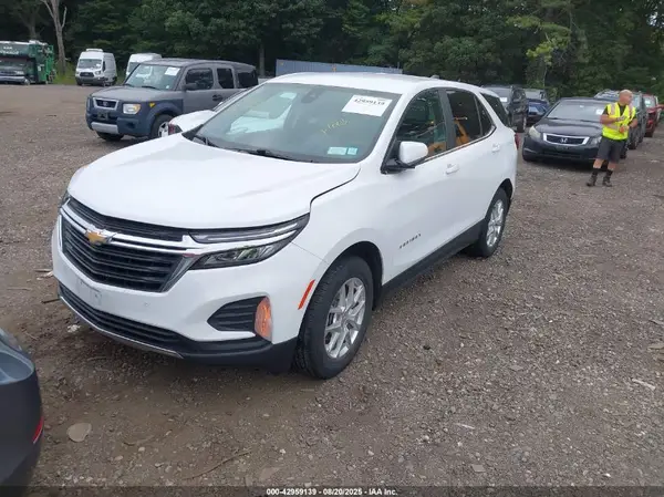 2GNAXTEV8N6107664 2022 CHEVROLET EQUINOX - Image 2