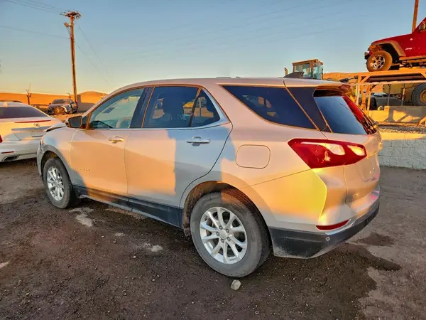 2GNAXTEV9K6268505 2019 CHEVROLET EQUINOX - Image 2