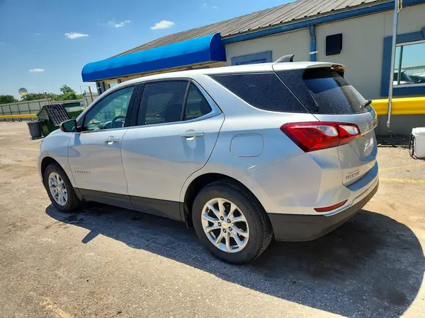 2GNAXTEV9L6160497 2020 CHEVROLET EQUINOX - Image 2
