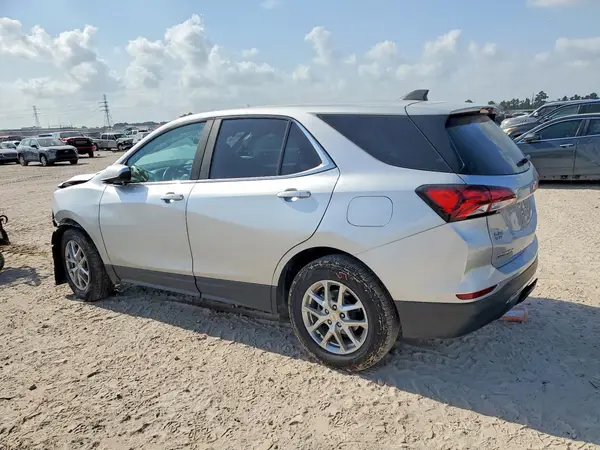 2GNAXTEV9N6142200 2022 CHEVROLET EQUINOX - Image 2