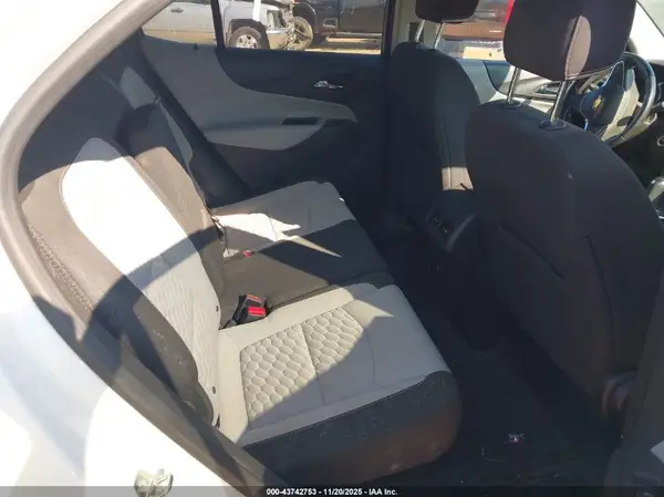 2GNAXTEVXK6106088 2019 CHEVROLET EQUINOX - Image 8