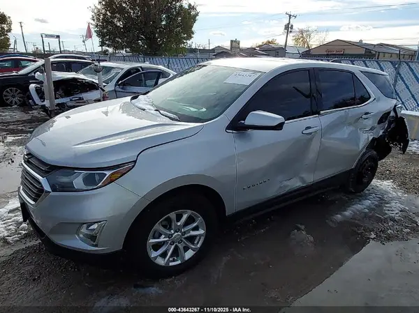 2GNAXTEVXL6192455 2020 CHEVROLET EQUINOX - Image 2