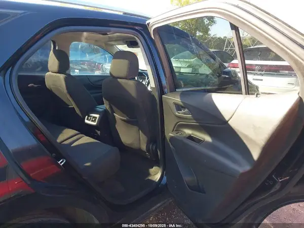 2GNAXTEX2J6257507 2018 CHEVROLET EQUINOX - Image 8