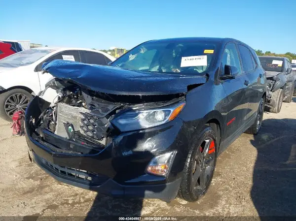 2GNAXTEX2J6301618 2018 CHEVROLET EQUINOX - Image 2
