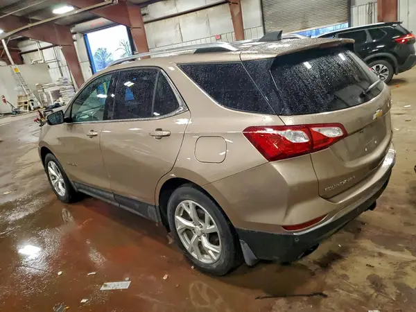 2GNAXTEX3J6160249 2018 CHEVROLET EQUINOX - Image 2