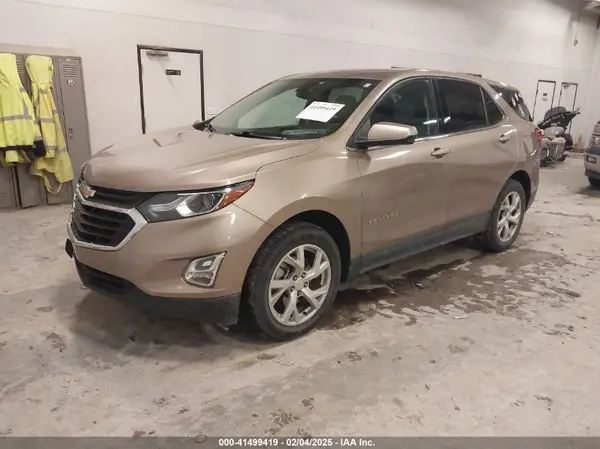2GNAXTEX3J6179156 2018 CHEVROLET EQUINOX - Image 2