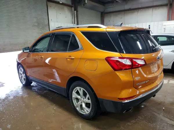 2GNAXTEX3J6199066 2018 CHEVROLET EQUINOX - Image 2
