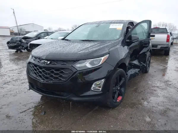 2GNAXTEX3J6253255 2018 CHEVROLET EQUINOX - Image 2