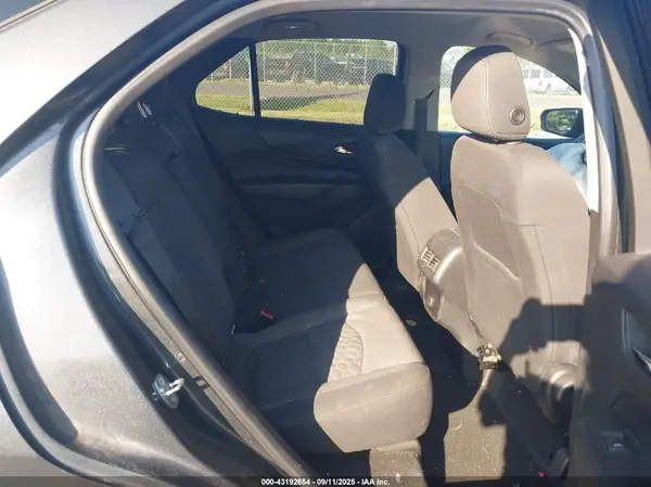 2GNAXTEX3J6266605 2018 CHEVROLET EQUINOX - Image 8