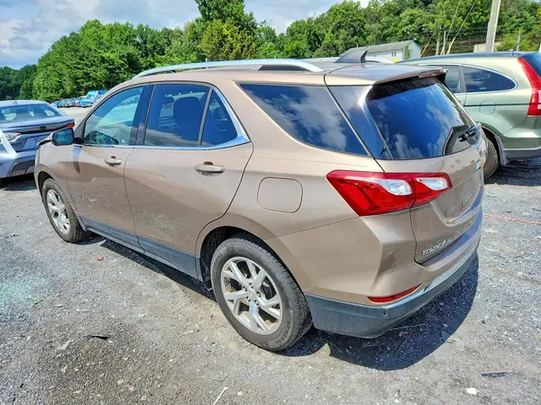 2GNAXTEX4J6311423 2018 CHEVROLET EQUINOX - Image 2
