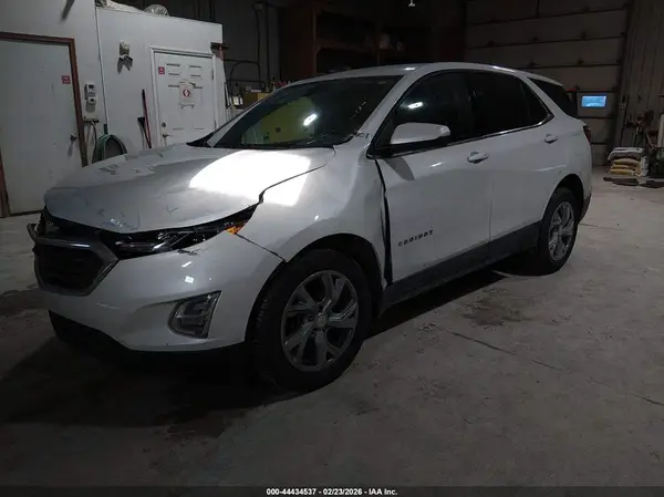 2GNAXTEX5J6194001 2018 CHEVROLET EQUINOX - Image 2