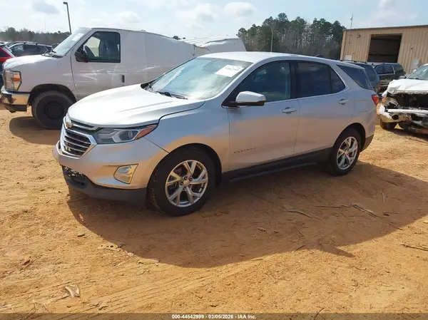 2GNAXTEX6J6217222 2018 CHEVROLET EQUINOX - Image 2