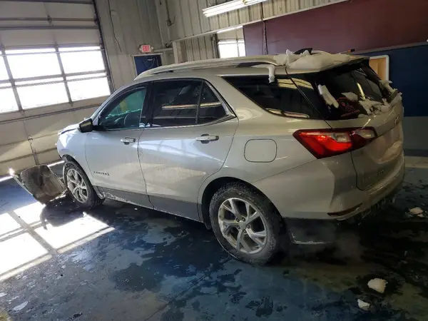 2GNAXTEX7J6157712 2018 CHEVROLET EQUINOX - Image 2