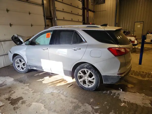 2GNAXTEX7J6268065 2018 CHEVROLET EQUINOX - Image 2