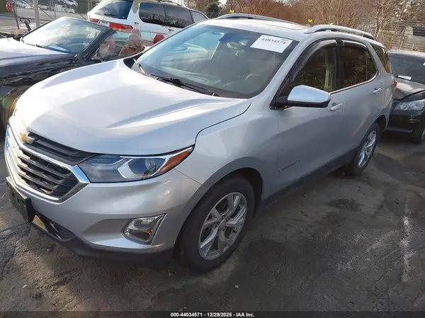 2GNAXTEX7J6338115 2018 CHEVROLET EQUINOX - Image 2