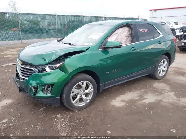 2GNAXTEX8J6157556 2018 CHEVROLET EQUINOX - Image 2