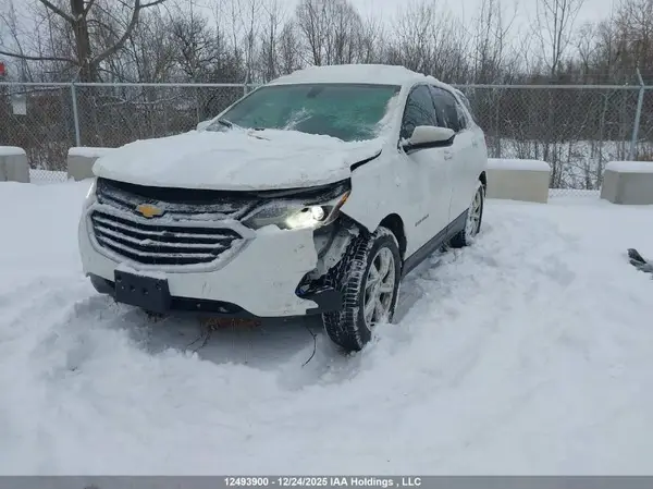 2GNAXTEX8J6215049 2018 CHEVROLET EQUINOX - Image 2