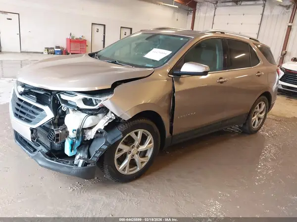 2GNAXTEX8J6235866 2018 CHEVROLET EQUINOX - Image 2
