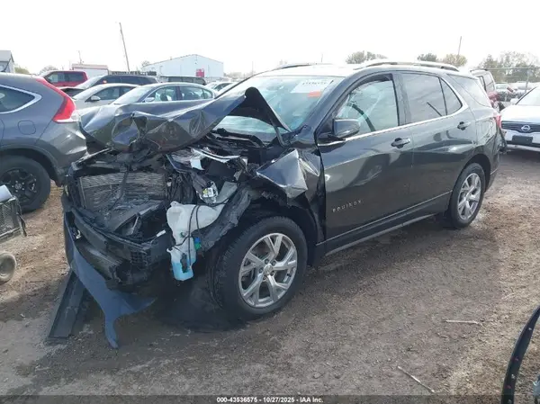 2GNAXTEX8J6258712 2018 CHEVROLET EQUINOX - Image 2