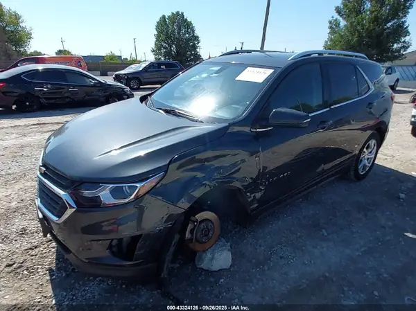 2GNAXTEX8J6284503 2018 CHEVROLET EQUINOX - Image 2