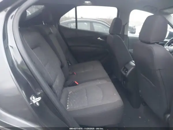 2GNAXTEX9J6145710 2018 CHEVROLET EQUINOX - Image 8