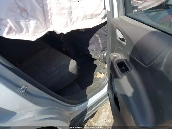 2GNAXTEX9J6228361 2018 CHEVROLET EQUINOX - Image 8