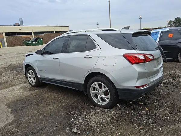 2GNAXTEX9J6316293 2018 CHEVROLET EQUINOX - Image 2