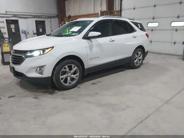 2GNAXTEX9J6335099 2018 CHEVROLET EQUINOX - Image 2
