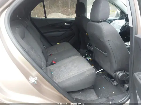 2GNAXTEXXJ6168414 2018 CHEVROLET EQUINOX - Image 8
