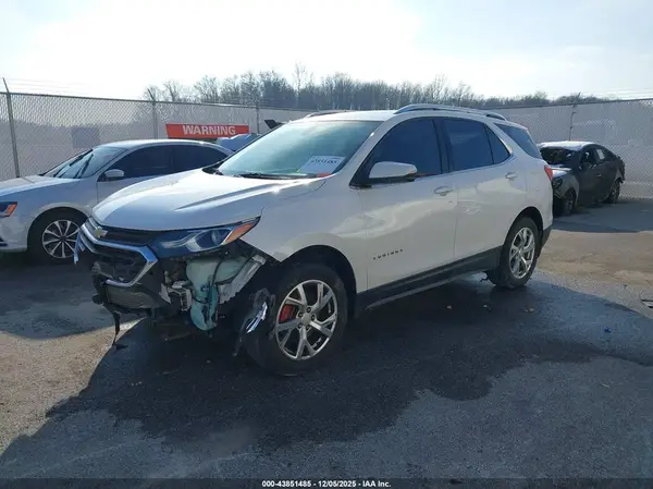 2GNAXTEXXJ6240499 2018 CHEVROLET EQUINOX - Image 2