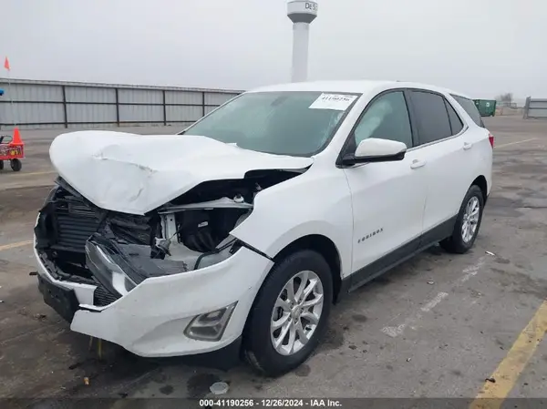 2GNAXUEV0K6104470 2019 CHEVROLET EQUINOX - Image 2