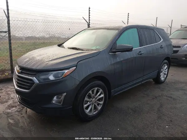 2GNAXUEV0K6132950 2019 CHEVROLET EQUINOX - Image 2