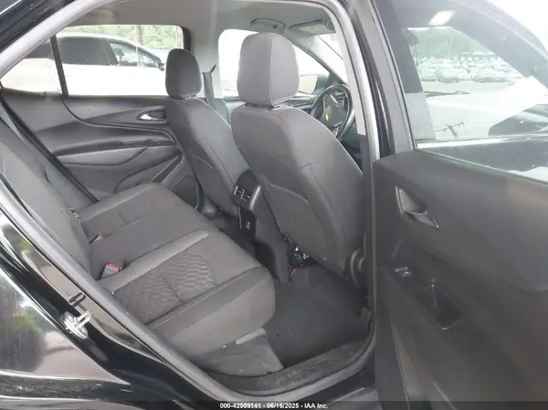 2GNAXUEV0K6195854 2019 CHEVROLET EQUINOX - Image 8