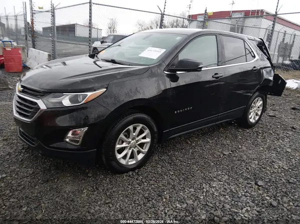 2GNAXUEV0K6240713 2019 CHEVROLET EQUINOX - Image 2
