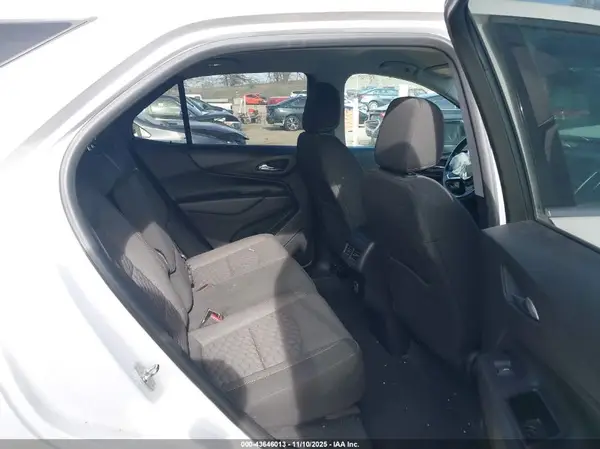 2GNAXUEV0K6273971 2019 CHEVROLET EQUINOX - Image 8