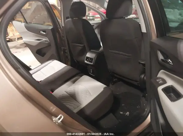 2GNAXUEV0K6279088 2019 CHEVROLET EQUINOX - Image 8