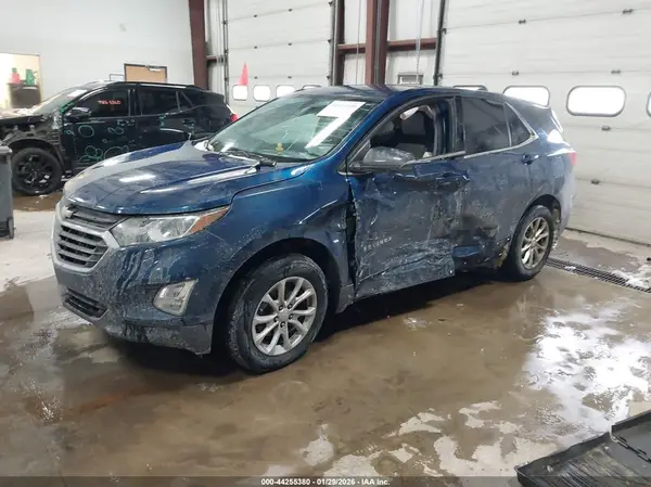 2GNAXUEV0K6301266 2019 CHEVROLET EQUINOX - Image 2