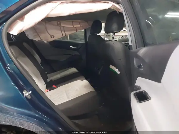2GNAXUEV0K6301266 2019 CHEVROLET EQUINOX - Image 8