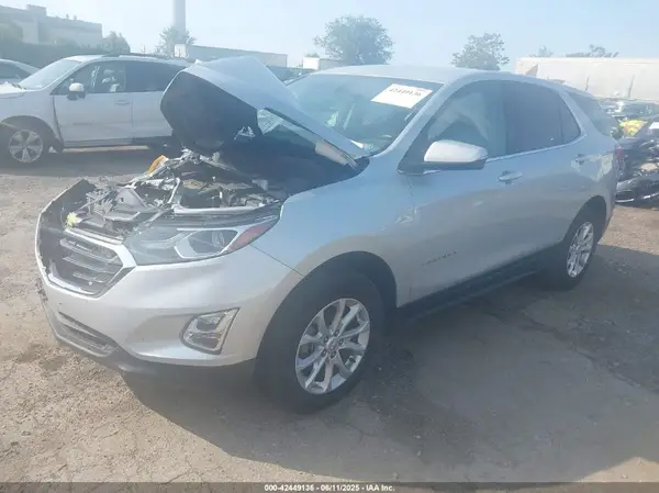 2GNAXUEV0K6304037 2019 CHEVROLET EQUINOX - Image 2