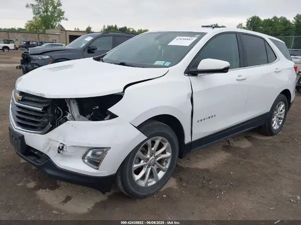 2GNAXUEV0K6304040 2019 CHEVROLET EQUINOX - Image 2