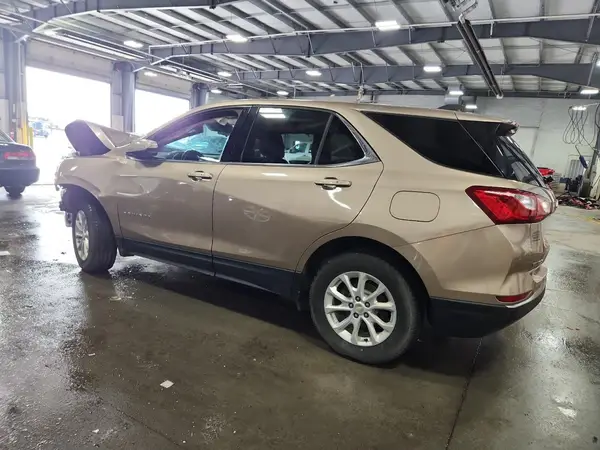 2GNAXUEV0K6304359 2019 CHEVROLET EQUINOX - Image 2