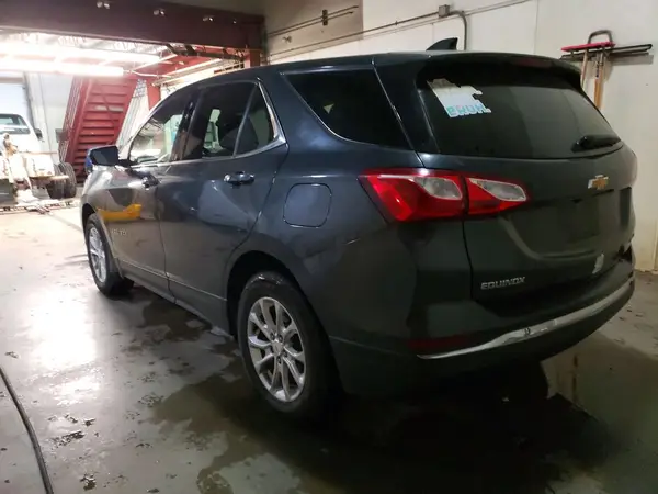2GNAXUEV0L6109931 2020 CHEVROLET EQUINOX - Image 2
