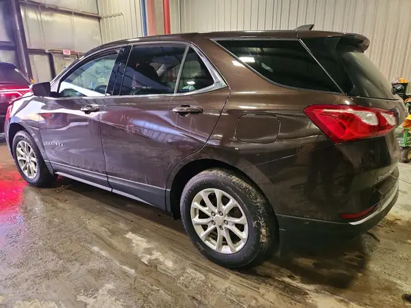 2GNAXUEV0L6165254 2020 CHEVROLET EQUINOX - Image 2