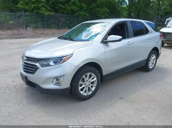 2GNAXUEV0M6102785 2021 CHEVROLET EQUINOX - Image 2