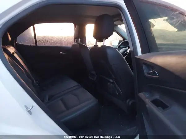 2GNAXUEV0M6104374 2021 CHEVROLET EQUINOX - Image 8
