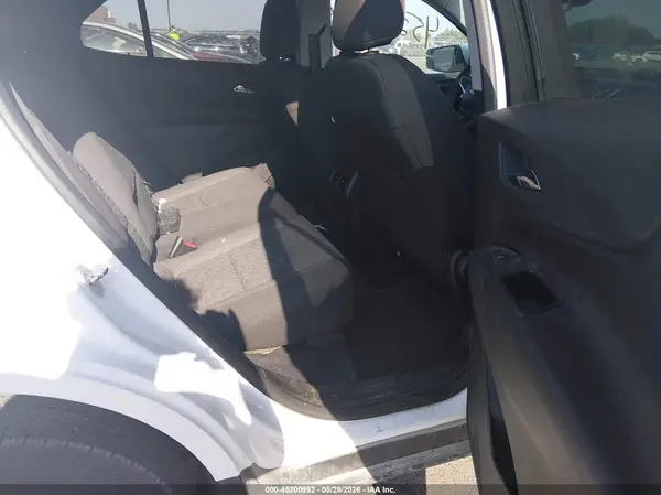 2GNAXUEV0M6104827 2021 CHEVROLET EQUINOX - Image 8