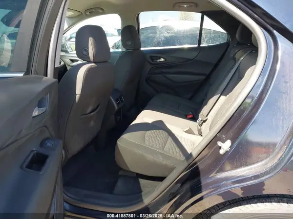 2GNAXUEV0M6113902 2021 CHEVROLET EQUINOX - Image 8