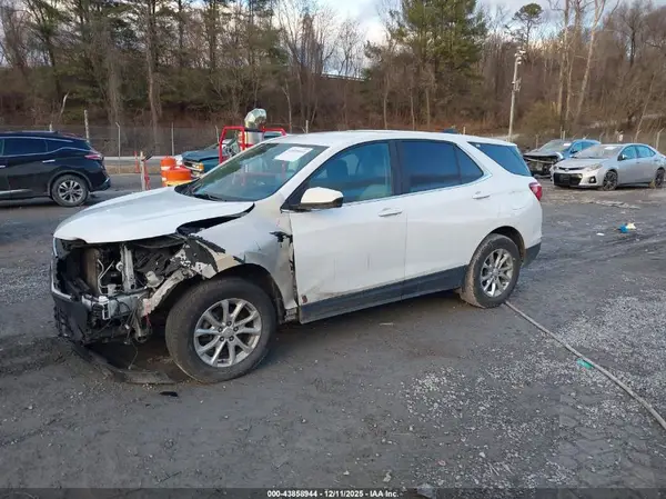 2GNAXUEV0M6118694 2021 CHEVROLET EQUINOX - Image 2