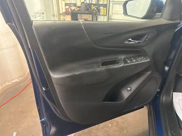 2GNAXUEV0M6127914 2021 CHEVROLET EQUINOX - Image 1